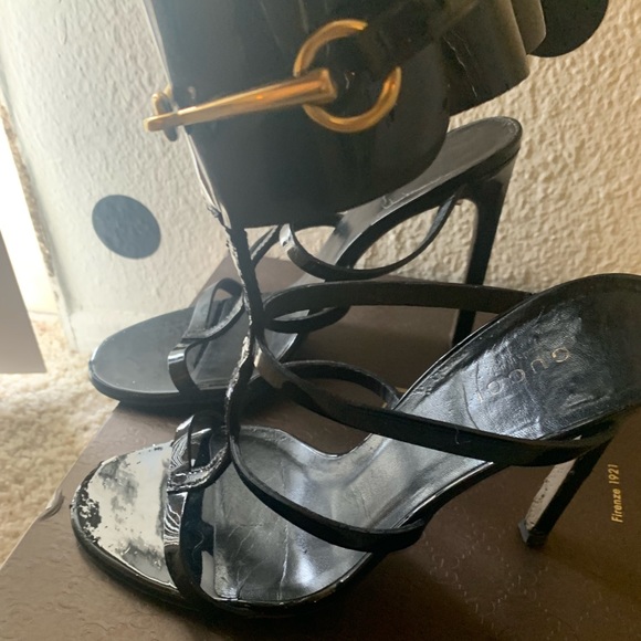 Gucci patent leather sandal - Picture 4 of 8